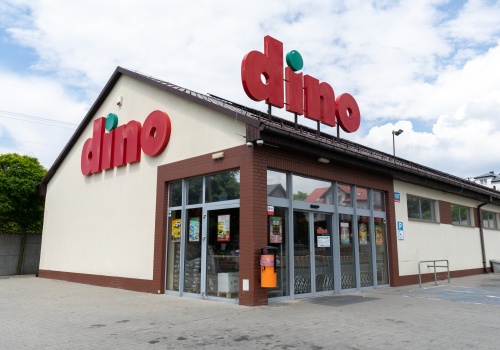 Tajemniczy miliarder. Kim jest właściciel sieci Dino?