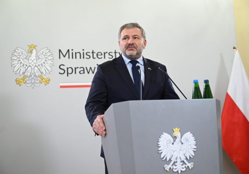 Minister sprawiedliwości wyznacza wyspecjalizowanych prokuratorów do ścigania przestępstw motywowanych uprzedzeniami