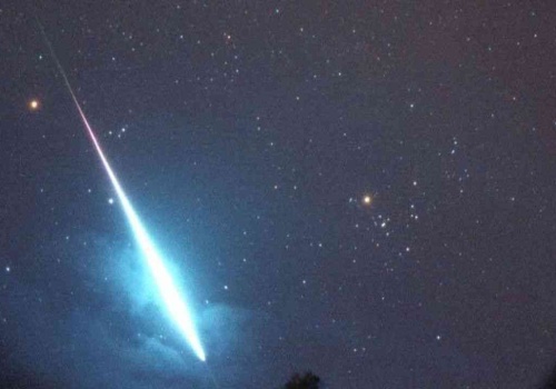 Niebo rozbłyśnie nad Polską. Zimowy spektakl spadających gwiazd