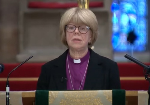 Porażka tęczowej „arcybiskup”. Anglikanie zdecydowanie przeciw homo-rewolucji