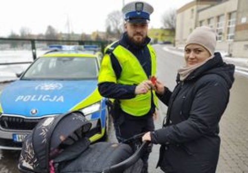 Policyjne serca na Walentynki. Piękna akcja w Wałczu
