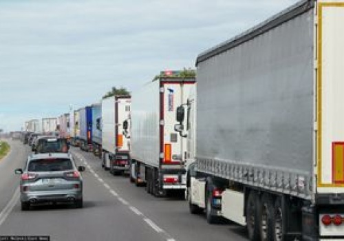 Dwukilometrowy korek na granicy polsko-litewskiej. Oto powód