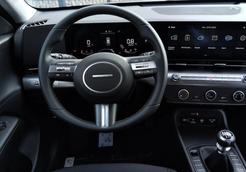 Ten SUV pali jak hybryda Toyoty, a po obniżce kosztuje 96 400 zł. Matematyka zaczyna się zgadzać