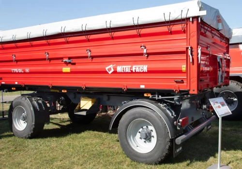 Rynek przyczep rolniczych w styczniu 2026: wzrost rejestracji i nietypowy lider