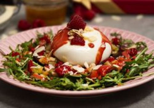 Na walentynkową kolację przygotuj sałatkę jak z najlepszej restauracji. To będzie miłość od pierwszego kęsa