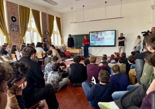 Podstawówka w Bystrzycy kibicowała swojej absolwentce. Szkolna strefa kibica dla Anny Milerskiej