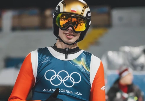 Kacper Tomasiak znowu to zrobił! Polak na podium w Predazzo