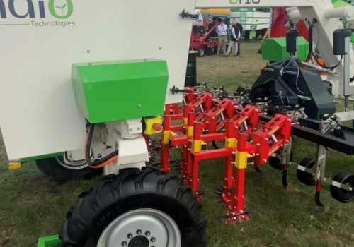 Wspólna maszyna Kioti i Naïo - platforma robotyczna nowej generacji. Znamy datę debiutu