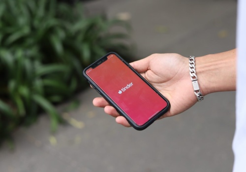 Naukowcy wyjaśniają, jak działa Tinder. Najważniejszy jest jeden element