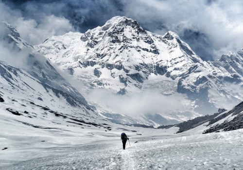 To najgroźniejsza góra na świecie. Zabiera więcej żyć niż Everest i K2. 1 z 3 wspinaczy już nie wraca