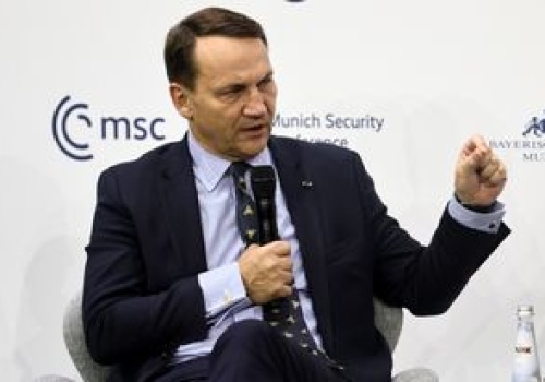 Zamknięta kolacja w Monachium. Wśród gości Radosław Sikorski