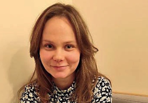 Aleksandra Skraba szybko zdobyła popularność. Teraz żyje teatrem