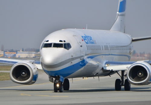 Mieli lecieć do Egiptu. Po kilkudziesięciu minutach od startu samolot wrócił do Warszawy