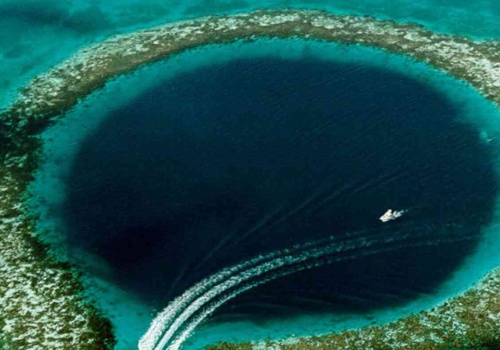 W głębinach odkryto nieznane wirusy. Co skrywa Smocza dziura?