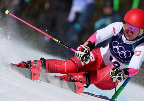 13. miejsce po pierwszym przejeździe. Polska nadzieja medalowa walczy na igrzyskach