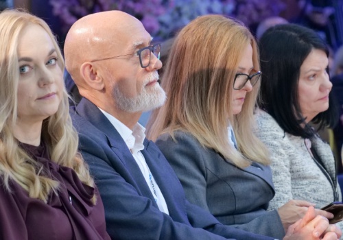 Na HCC o płacach medyków: koszt czy inwestycja? Minister zdrowia: dyskusja nie dotyczy wyłącznie ich wysokości