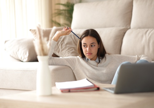 Prokrastynacja to nie tylko lenistwo. Może być znakiem odkrywczego umysłu