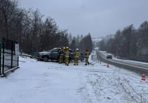 DK75. Nawrót zimy i kolejne kolizje na ,,krajówce”