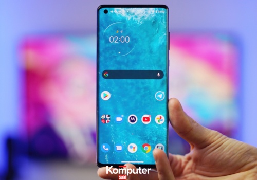 Co ile wymieniać telefon? Tak często robią to Polacy