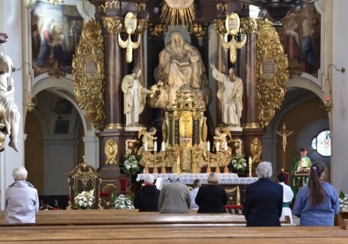 Ucieczka na Monte Senario. Tak narodził się zakon wspominany 17 lutego