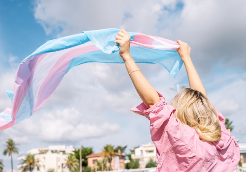 Sąd: szkoła musi używać preferowanego imienia ucznia transpłciowego. Przełomowy wyrok