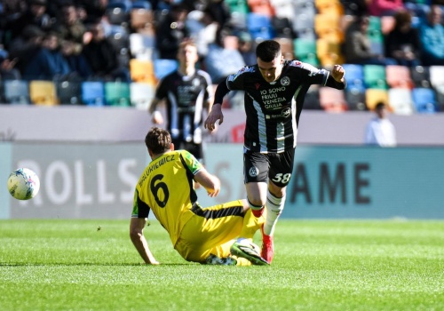 Szalone dwie minuty odmieniły mecz Serie A. Grali Polacy