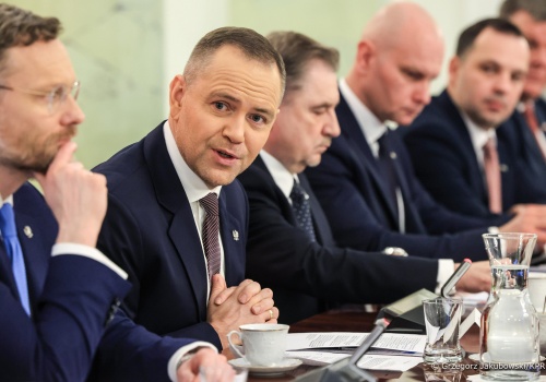 Zegarki Nowrocky jednak nie takie polskie. Oto skąd pochodzą