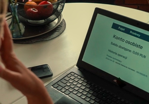 Myślał, że inwestuje w kryptowaluty. Stracił ćwierć miliona