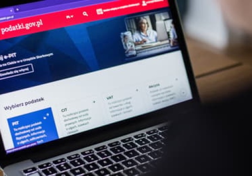 Rozliczenia PIT – czas, start! Jak to zrobić? I czy warto się spieszyć?