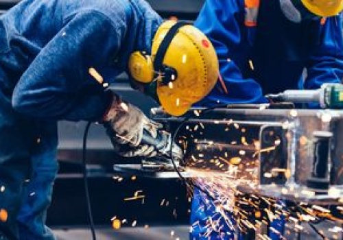 Polska gospodarka rośnie, ale jest problem na rynku pracy