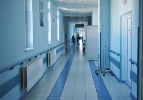 Pracują w szpitalach, zarabiają niewiele. Pokazano wynagrodzenie