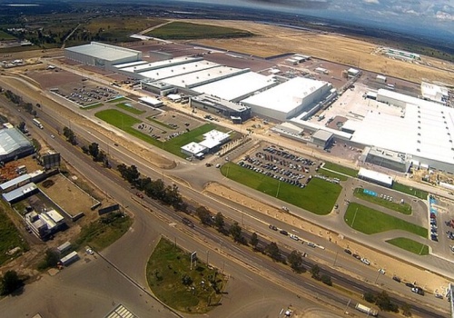 Nissan zamyka fabrykę w Meksyku i ma już chętnych na jej przejęcie. Trop prowadzi do Azji