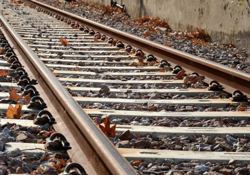 Dramat w Szwajcarii: Lawina staranowała pociąg z pasażerami. Jest wielu rannych