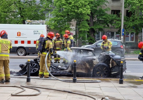 W 2025 roku BEV-y odpowiadały za 0,46% pożarów samochodów