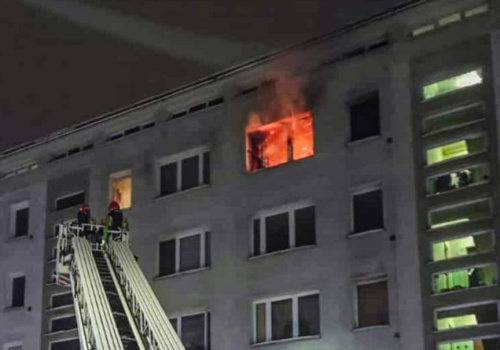 Pożar mieszkania na osiedlu Kolorowym w Krakowie