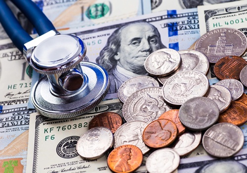 Renesans amerykańskiego długu w obliczu rynkowej niepewności i wysokiego indeksu strachu