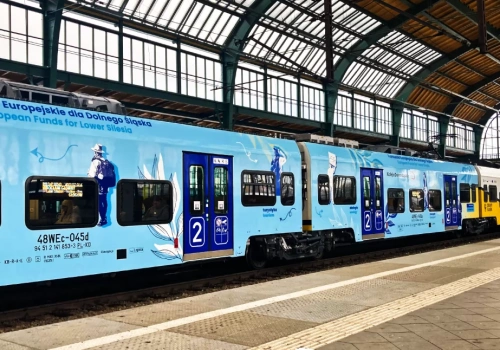 Setki milionów złotych dotacji dla Kolei Dolnośląskich ze środków unijnych rozwijają przewozy