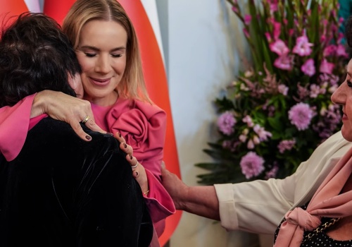 Dlaczego feministki nie bronią Marty Nawrockiej? Bo jest prawicowa i pochodzi z bloków