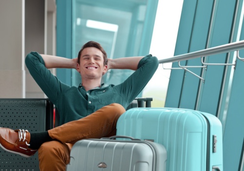 Wysoki sezon, niskie ceny. Jak sprytnie upolować tanie loty zimą?