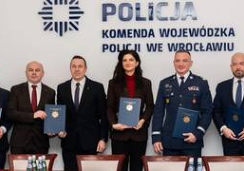 We Wrocławiu ma powstać gigantyczny kompleks policyjny. 30 budynków z własną rampą kolejową