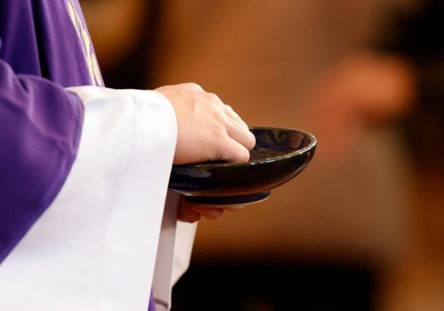 Czy w Środę Popielcową trzeba iść do kościoła? Nie każdy zna tę zasadę