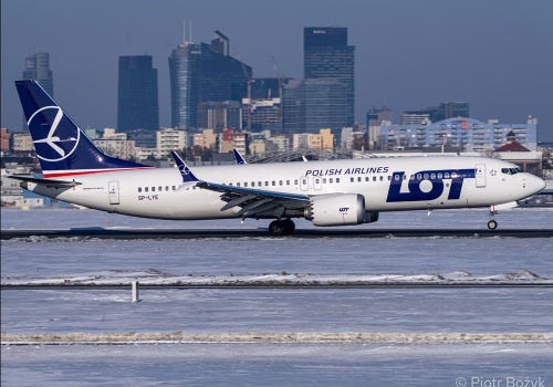 LOT: Kolejne dwa MAX-y już niebawem w Warszawie