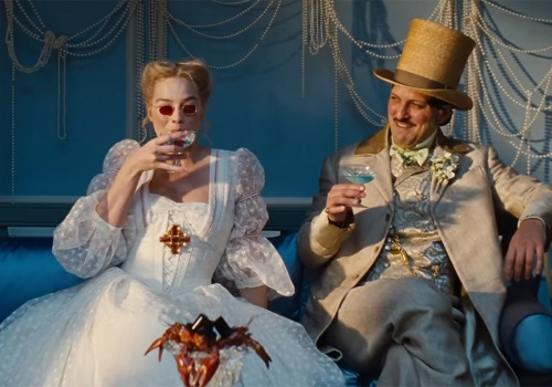 Reżyserka Wichrowych Wzgórz tłumaczy znaczenie otwierającej sceny