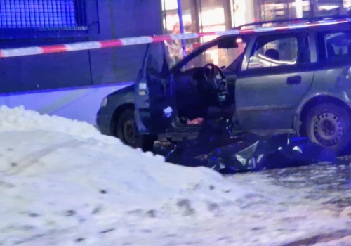 Przed lubelskim supermarketem padł strzał. Nie żyje mężczyzna