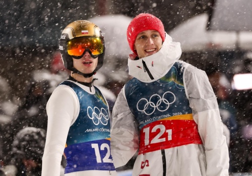 Tomasiak i Wąsek wicemistrzami olimpijskimi. Niesamowite zwroty akcji w Predazzo