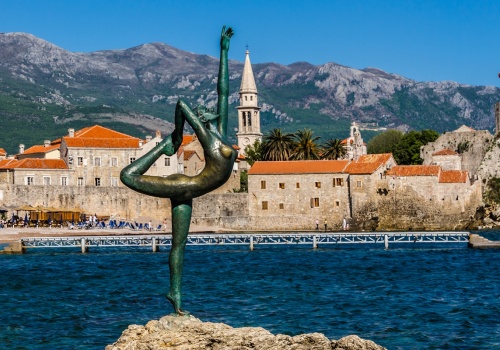 Kwietniowy city break w Czarnogórze ✈️ Loty i 3 noce w 4* hotelu ze śniadaniami w Budvie za 759 PLN ☀️