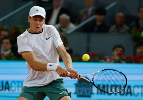 Zwycięski debiut Jannika Sinnera. Udany powrót wielkiego talentu