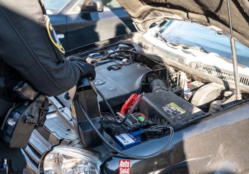 Nie musisz płacić taksówkarzowi za odpalenie auta na mrozie. Zadzwoń gdzie indziej
