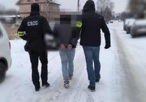 Akcja CBZC. Oszuści wysyłali sól i mąkę