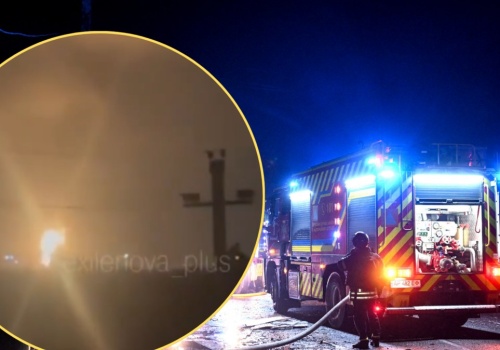 Rosyjska rafineria w płomieniach. Na niebie pojawiła się łuna ognia